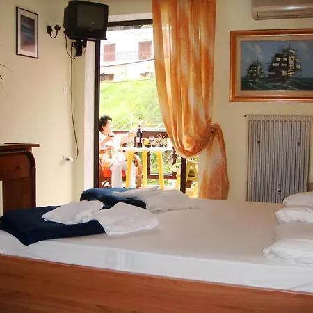 게스트하우스 In Bb - Welcome To ,,petunia,, In Neos-marmaras,xalkidiki ,greece,in Para18dise